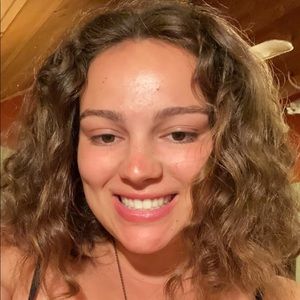 Meet your Posher, Molly